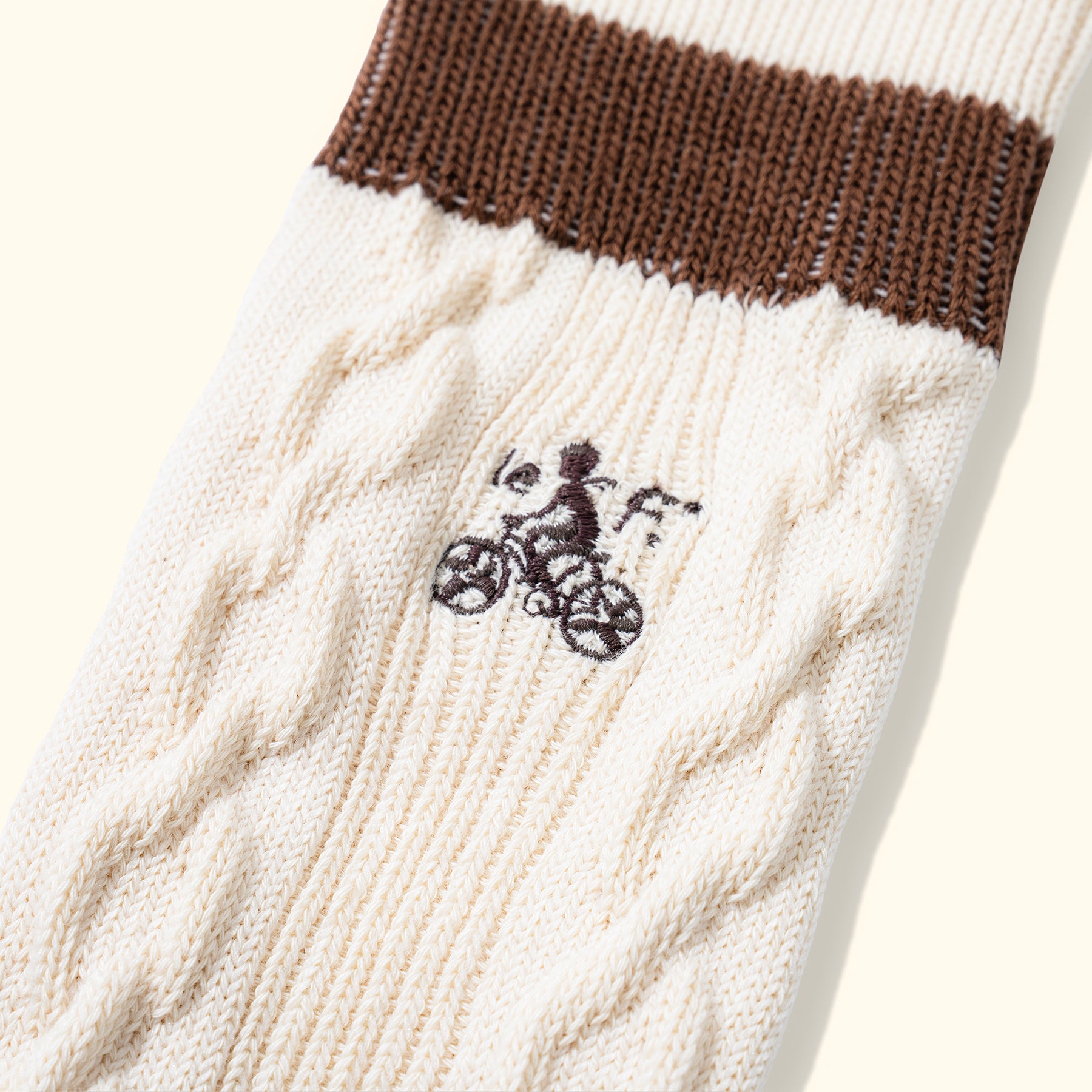 Cable Knit Petalers Socks Brown — image 3 of 4