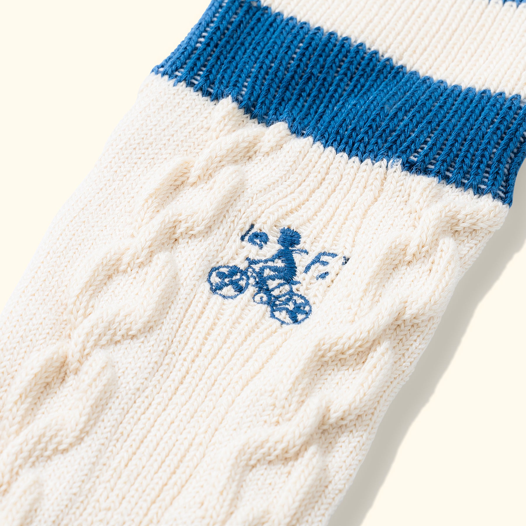 Cable Knit Petalers Socks Navy — image 3 of 4