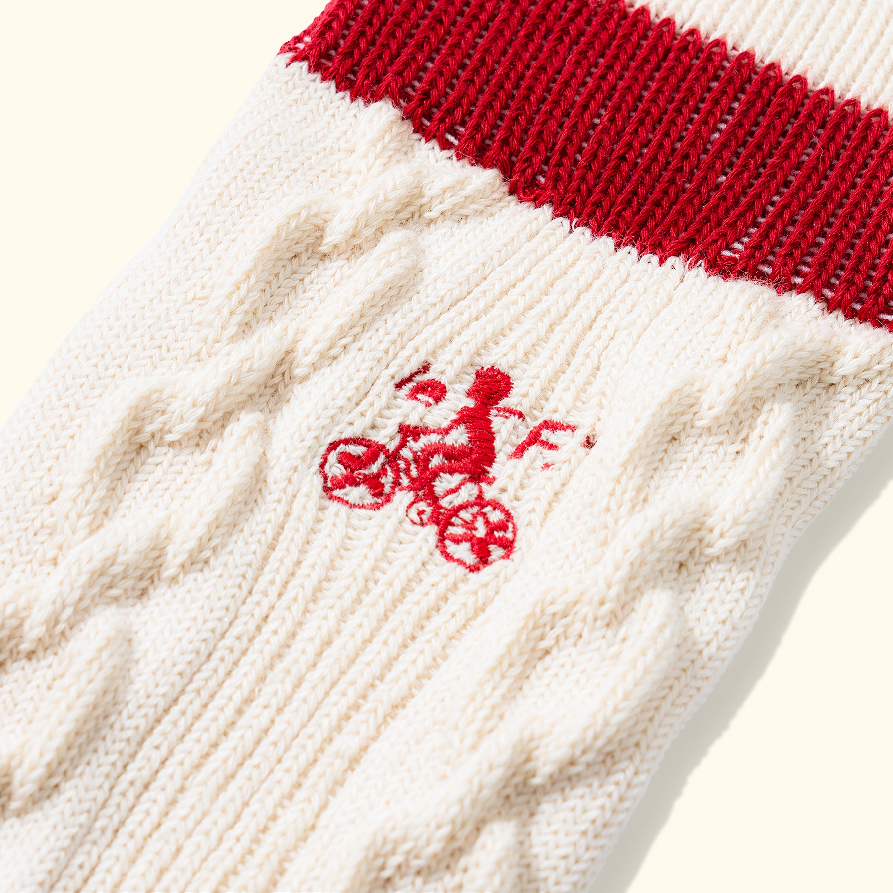 Cable Knit Petalers Socks Red — image 3 of 4