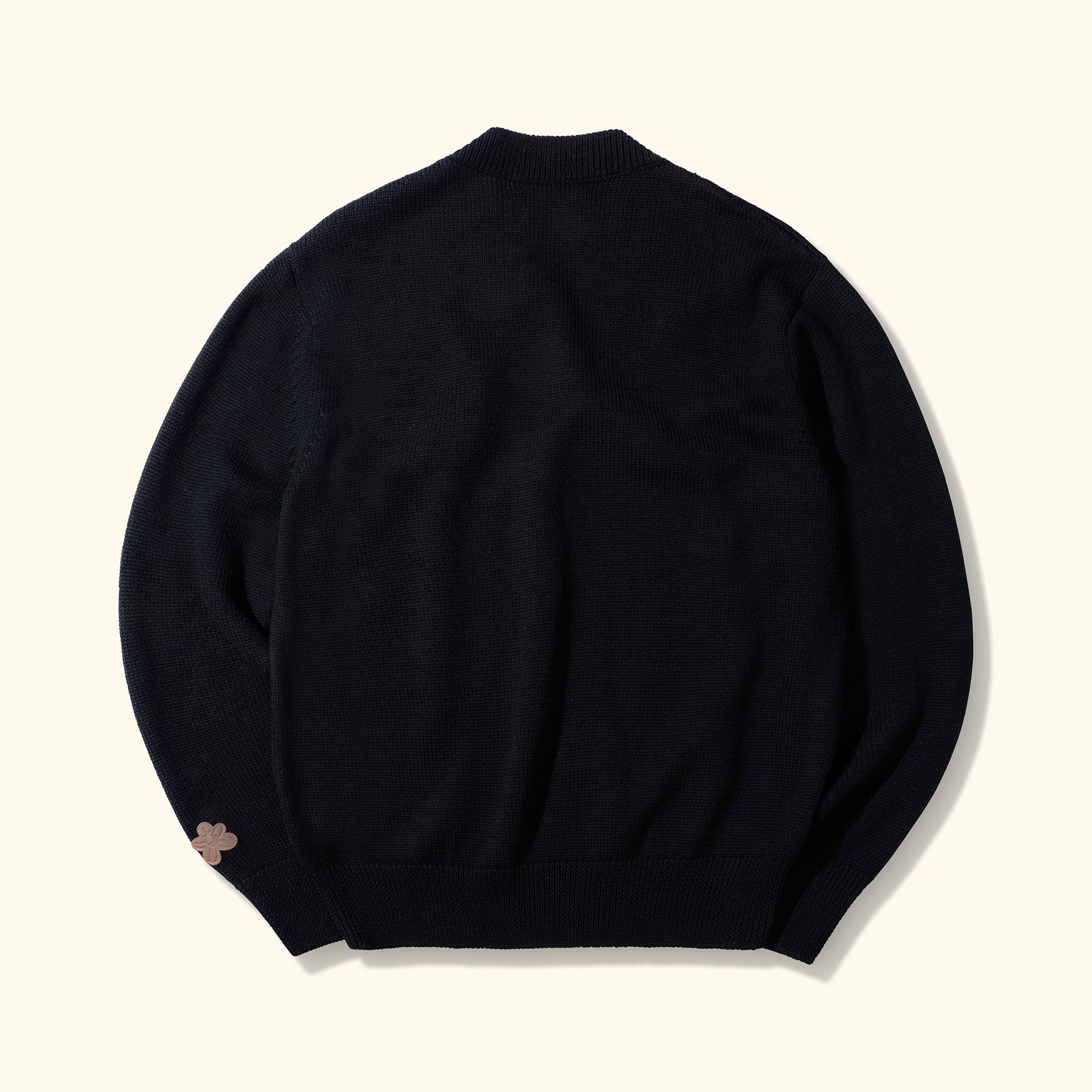 Crest Sweater Black