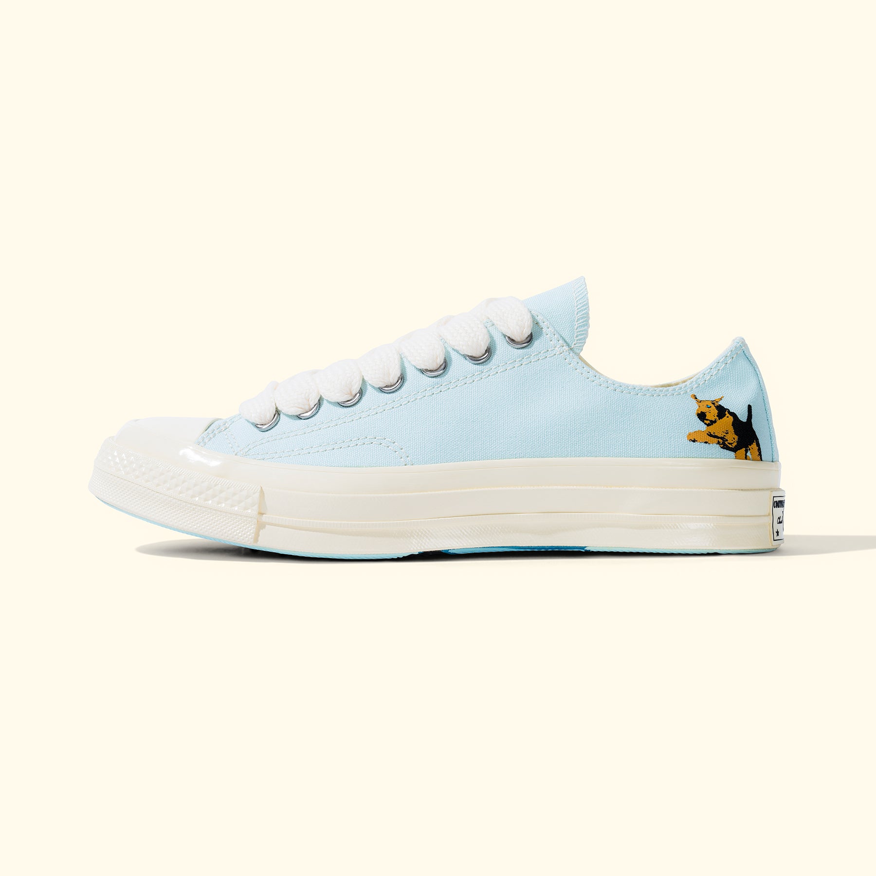 Darryl Chuck 70 Le FLEUR Blue