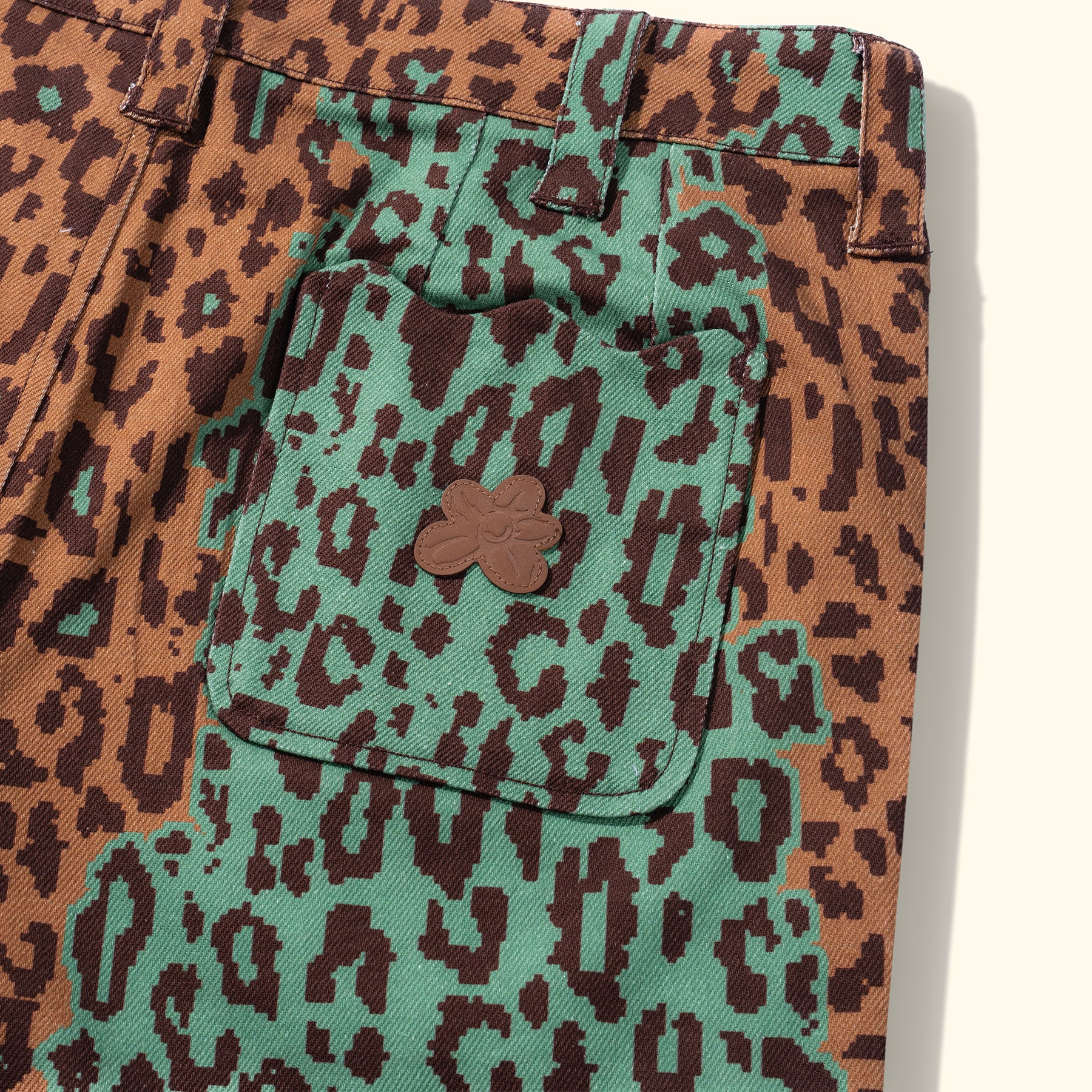 Fleur Camo Shorts Brown